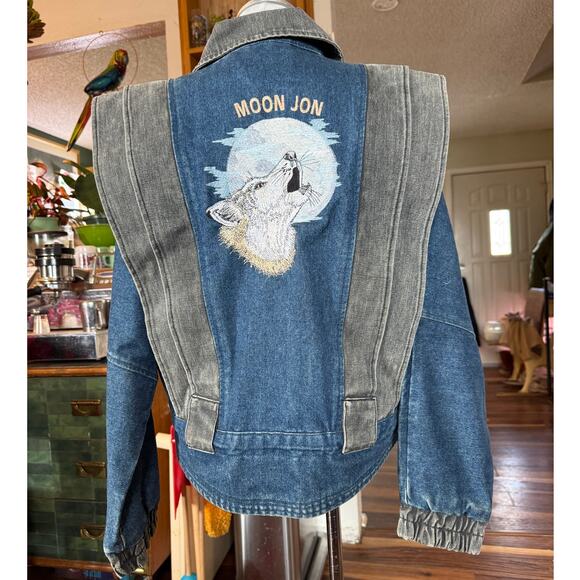 Vintage 80s Sergio Valente Denim Jacket Western Light Coat Wolf Embroidery